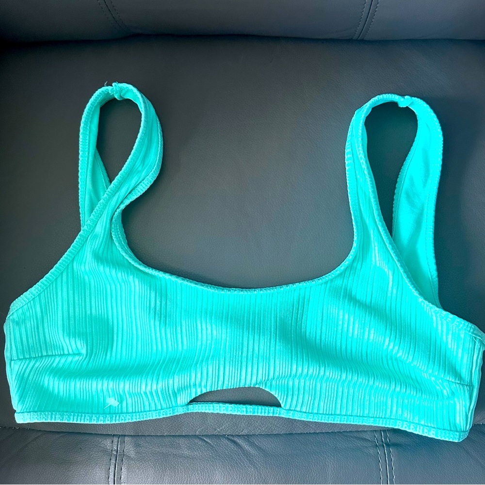 Bikini top size Large